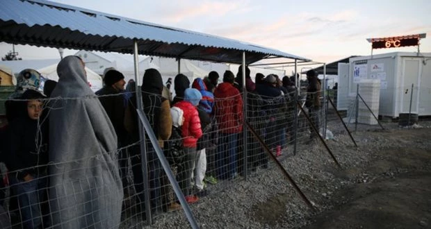 Αντιδρούν οι δήμαρχοι νησιών Αιγαίου: Ηχηρό «Όχι» στη δημιουργία νέων δομών φιλοξενίας